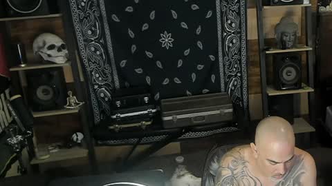 Smokey915 online show from 15, 1, 2025