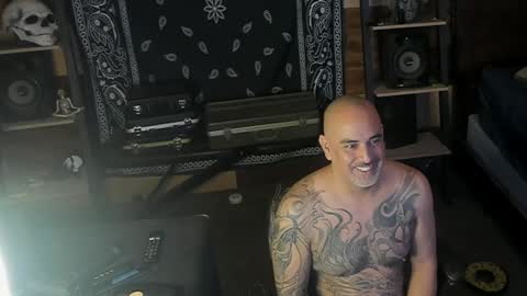 Smokey915 online show from 15, 1, 2025