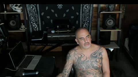 Smokey915 online show from 19, 1, 2025