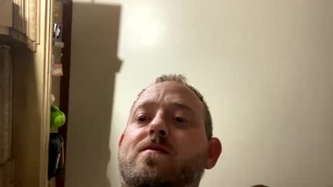 Snapshot of smokeymt420 chatting on 15, 2, 2025 smokeymt420 online show from 15, 2, 2025