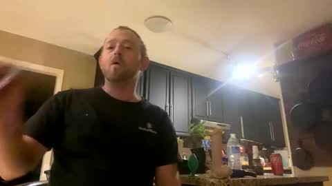 Snapshot of smokeymt420 chatting on 27, 2, 2025 smokeymt420 online show from 27, 2, 2025