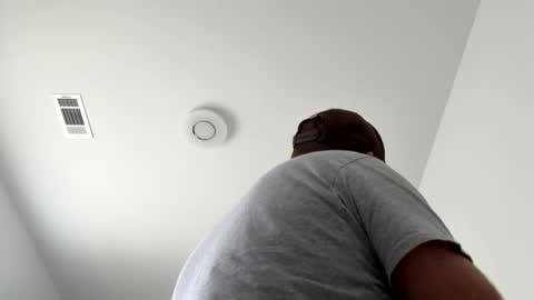 Snapshot of smokeymt420 chatting on 8, 10, 2025 smokeymt420 online show from 8, 10, 2025