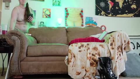 Snapshot of smokihippi chatting on 23, 5, 2026 Big Dawg online show from 23, 5, 2026