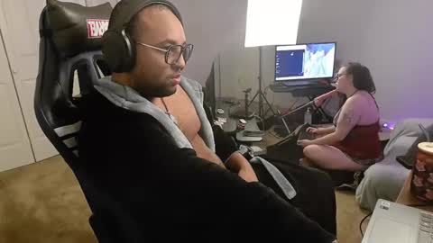 Smoothj2011 online show from 2, 3, 2025