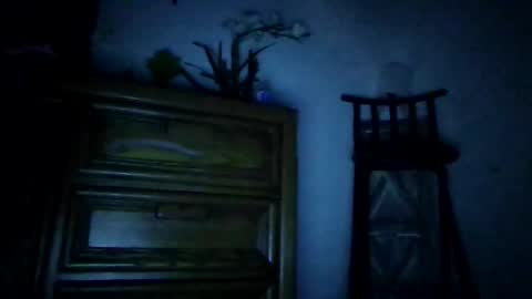 Snapshot of smoothmove1215 chatting on 20, 12, 2025 smoothmove1215 online show from 20, 12, 2025