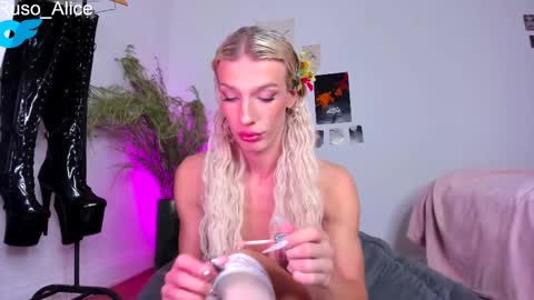   online show from 11, 3, 2025