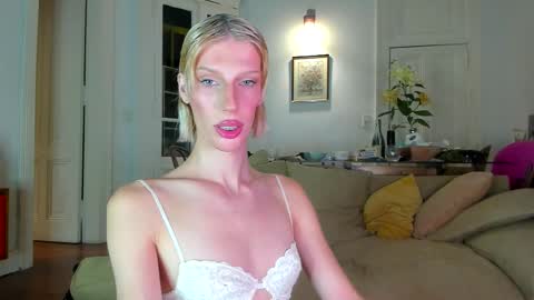   online show from 16, 12, 2025