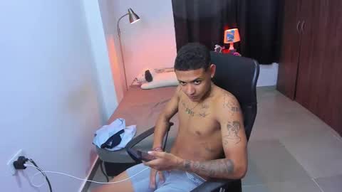 snak_master1 online show from 12, 11, 2025