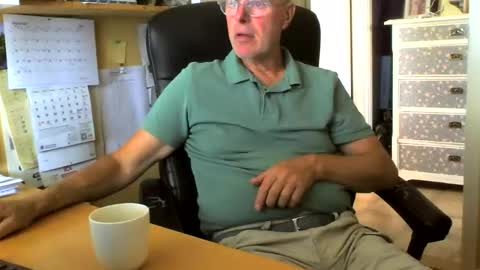 Snapshot of snickarn335731 chatting on 15, 9, 2025 snickarn335731 online show from 15, 9, 2025