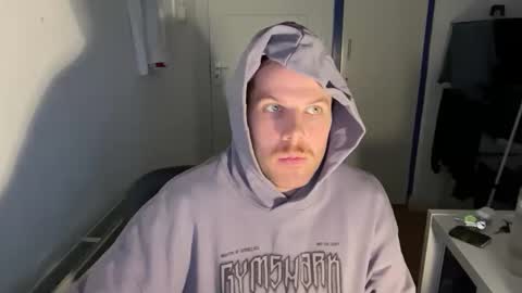 Snapshot of snoepitoepi chatting on 27, 11, 2025 snoepitoepi online show from 27, 11, 2025