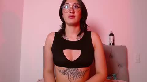 IG     OF red moonn online show from 7, 2, 2025