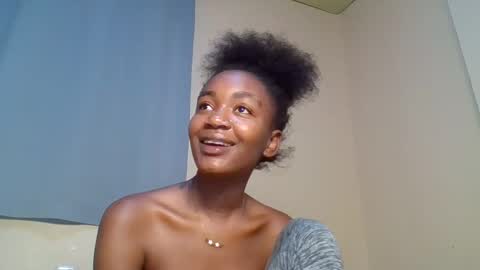 Snowie eyes online show from 10, 11, 2025