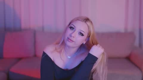 Snapshot of snowyphoenix chatting on 13, 1, 2026 Snowy Bubbles online show from 13, 1, 2026