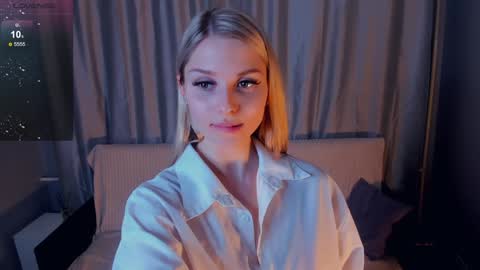 Alice - Birthday Girl online show from 2, 2, 2025