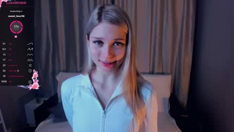 Alice - Birthday Girl online show from 14, 2, 2025