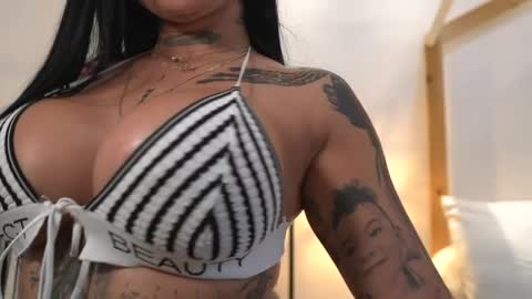 sofhia cruz online show from 14, 5, 2026