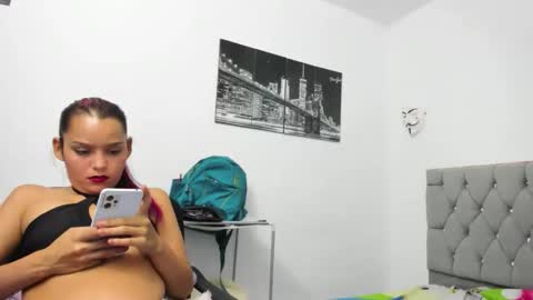 SOFI AND SANTY online show from 28, 9, 2025