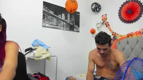 SOFI AND SANTY online show from 4, 11, 2025