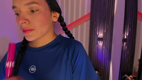Snapshot of sofi_lassa_ chatting on 6, 5, 2026 SOFIA online show from 6, 5, 2026