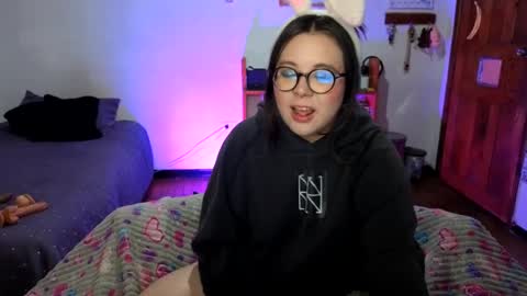 Sofi Lynch online show from 10, 7, 2026