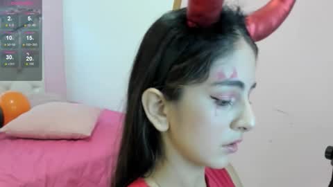 sofi_san online show from 31, 10, 2025