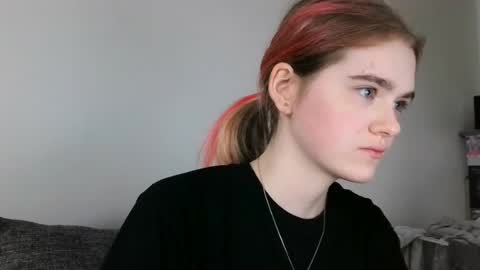 sofia bloomm online show from 18, 6, 2026