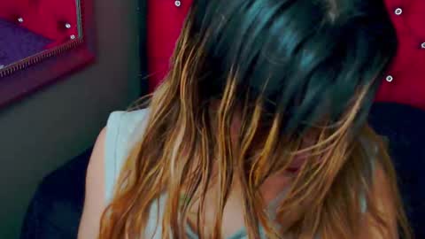 Snapshot of sofia_delrio chatting on 14, 10, 2025 Miss Sofi online show from 14, 10, 2025