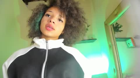 S O F I A  online show from 6, 4, 2026