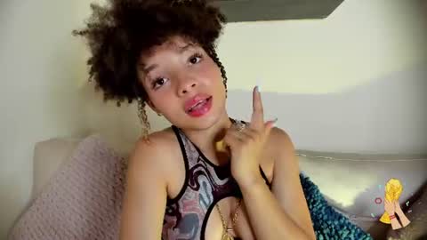 Snapshot of sofia_kay_ chatting on 23, 6, 2026 S O F I A online show from 23, 6, 2026
