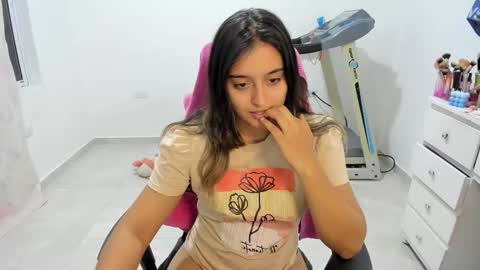 sofia_new online show from 29, 9, 2025