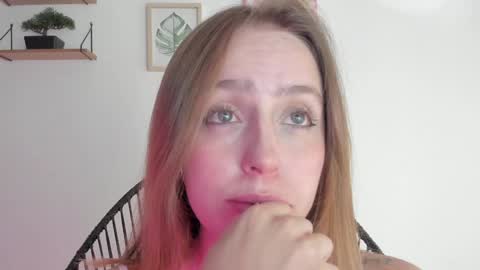     online show from 24, 1, 2025