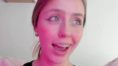     online show from 16, 2, 2025