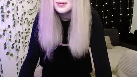 sofia_rosemary online show from 4, 2, 2025