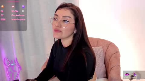 Snapshot of sofia_wilson_ chatting on 7, 3, 2025 Sofia Wilson online show from 7, 3, 2025