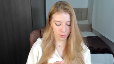 Sofia online show from 24, 1, 2025