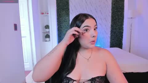 Sofia caramel online show from 24, 11, 2025