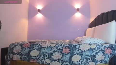 Sofia online show from 4, 1, 2025