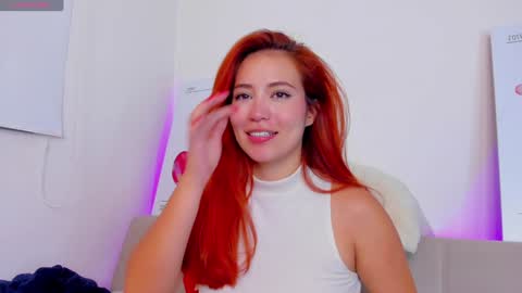  SOFA FERRER  online show from 29, 1, 2025