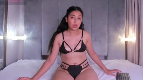 Sofi marquez  online show from 9, 2, 2025