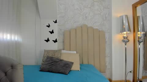 Sofia  online show from 10, 2, 2025