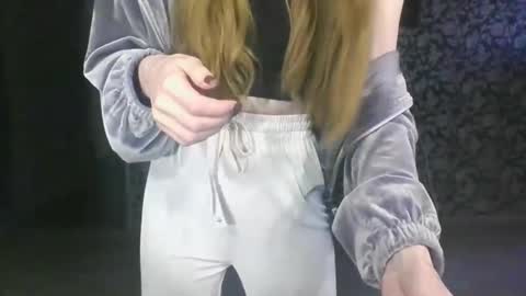 Snapshot of sofibuterfly chatting on 10, 3, 2025 SofiButerfly online show from 10, 3, 2025