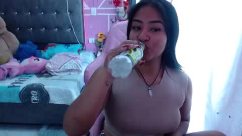 sofia Dreams online show from 8, 1, 2025