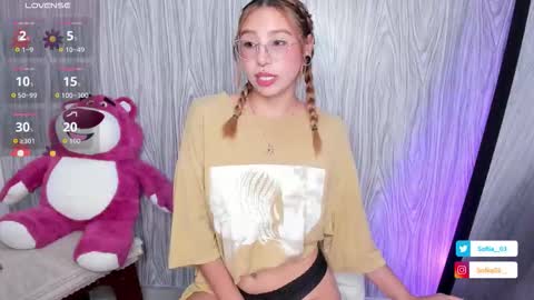 Snapshot of sofiii_03 chatting on 9, 10, 2025 SOFIA online show from 9, 10, 2025