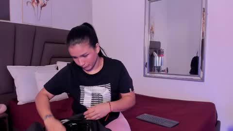      online show from 17, 10, 2025