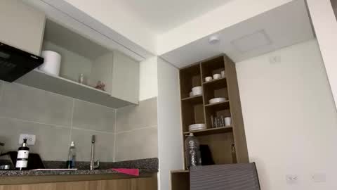 Sofi Vargas online show from 7, 4, 2026