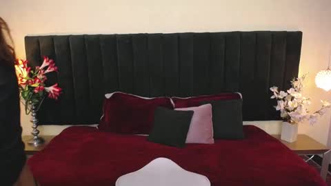 Cam and Amy online show from 4, 2, 2026