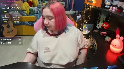 Sofie online show from 14, 2, 2025