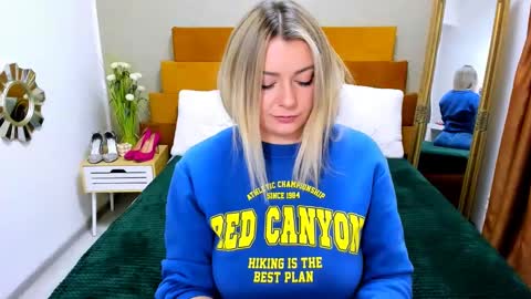 Softpleasurex online show from 17, 2, 2025