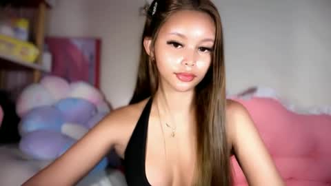 Sweet Shallaine online show from 29, 6, 2026