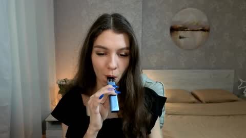 Snapshot of softwine chatting on 7, 10, 2025 Kelly online show from 7, 10, 2025